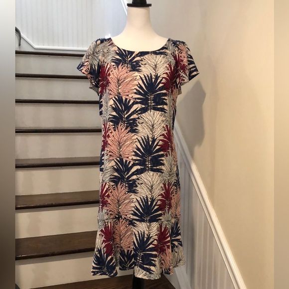 KARL LAGERFELD Paris Women’s MultiColor Flutter Sleeve Dress w. Ruffle Hem Sz 12 - Picture 13 of 13